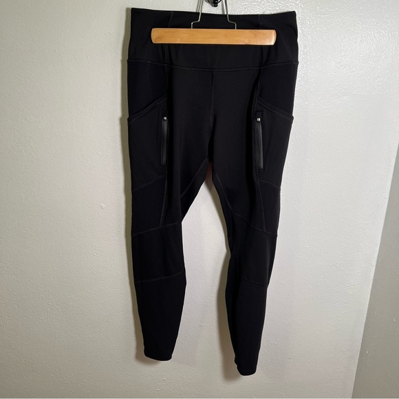 Athleta Sleet High Traverse Tight Black SP - Picture 4 of 15